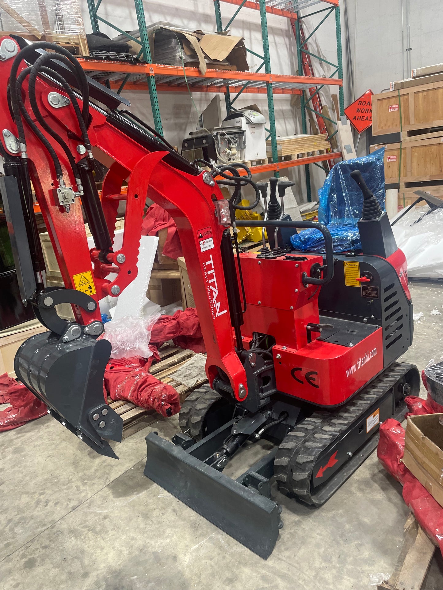 1 Ton Mini Excavator Side Control , B&S Engine