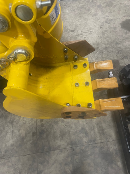 1 TON R319 Mini Excavator w/ Canopy:B&S XR210 EPA Gas Bucket/Hydraulic Thumb