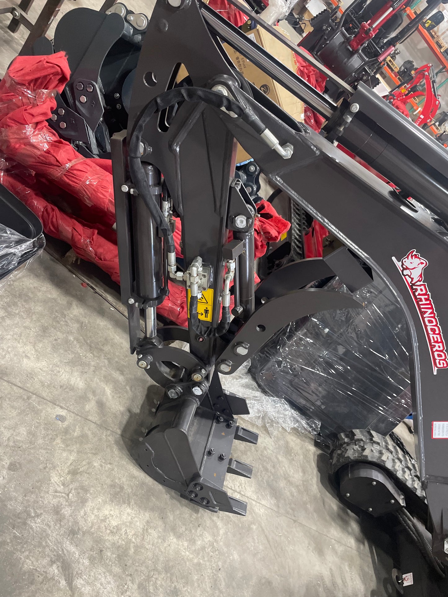 Rhinoceros 1.5 Ton Mini Excavator XN13 Kubota Engine