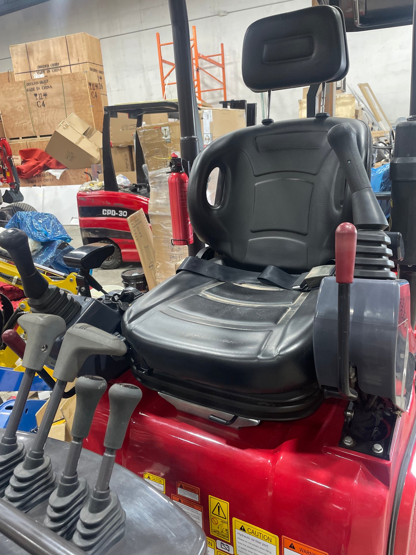 Rhinoceros 1.5 Ton Mini Excavator XN13 Kubota Engine