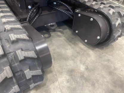 Rhinoceros Skid Steer Loader RH925 with Kubota Diesel Engine