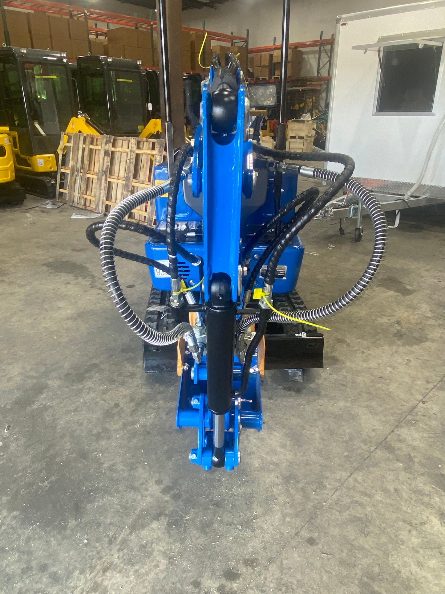 Mini Excavator Kubota Diesel D902 Engine, 1.3 TON w/ Canopy