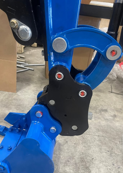 Rippa R10 Kubota Diesel engine Excavator, Hydraulic Thumb/Bucket/Telescopic Track/Swing Boom