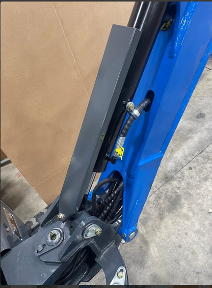 Rippa R10 Kubota Diesel engine Excavator, Hydraulic Thumb/Bucket/Telescopic Track/Swing Boom