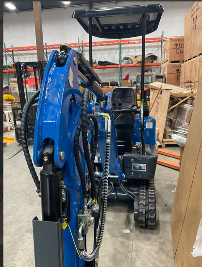 Rippa R10 Excavator Side Control B&S Engine, Hydraulic Thumb/Bucket/Telescopic Track/Swing Boom