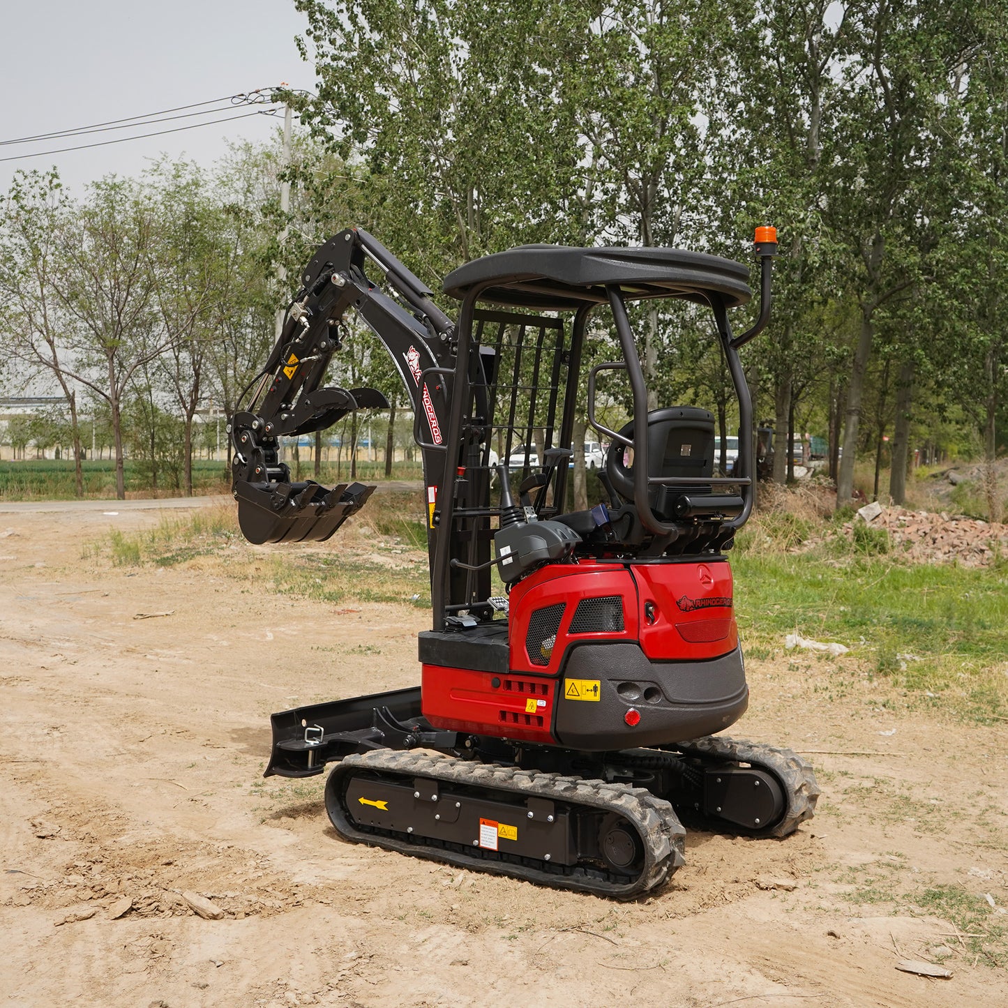 Rhinoceros 2 Ton Mini Excavator with Pilot System