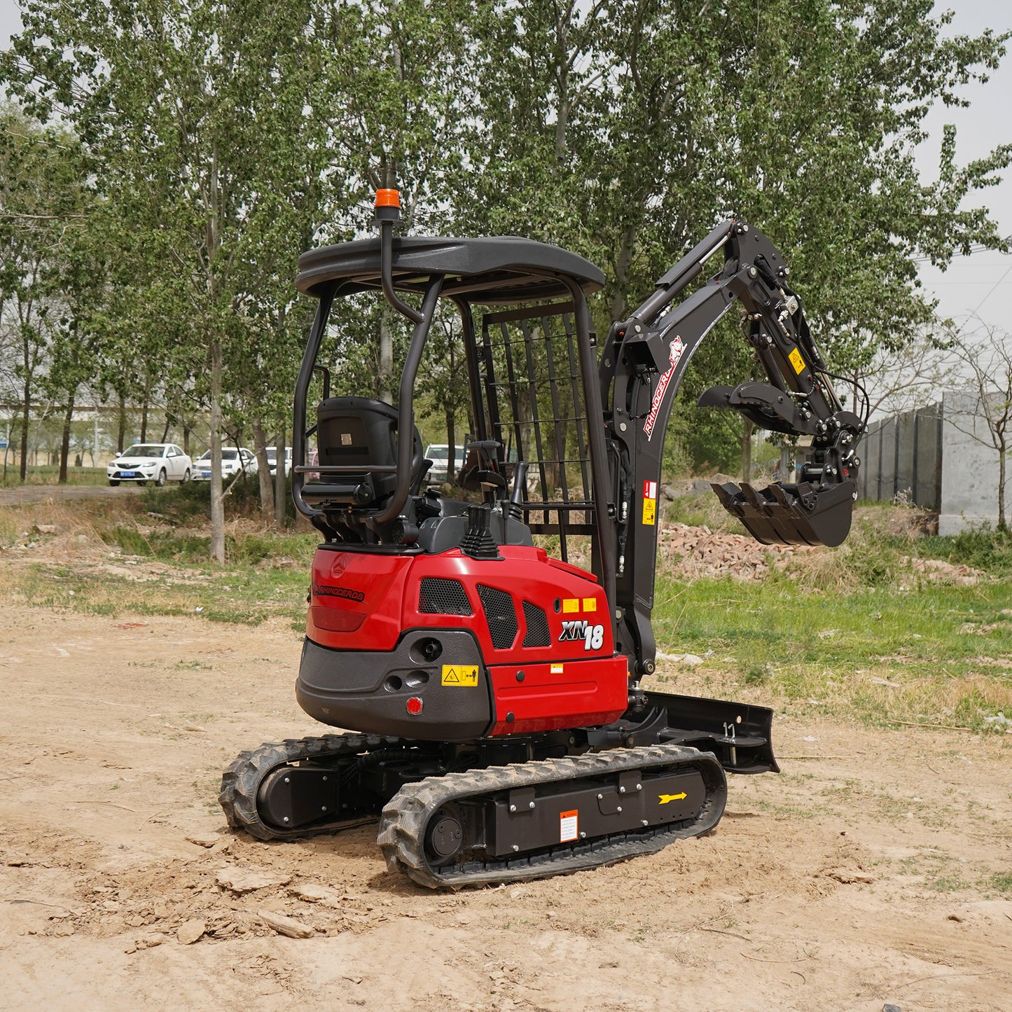 Rhinoceros 2 Ton Mini Excavator with Pilot System