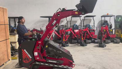 Rhinoceros Skid Steer Loader RH925 with Kubota Diesel Engine