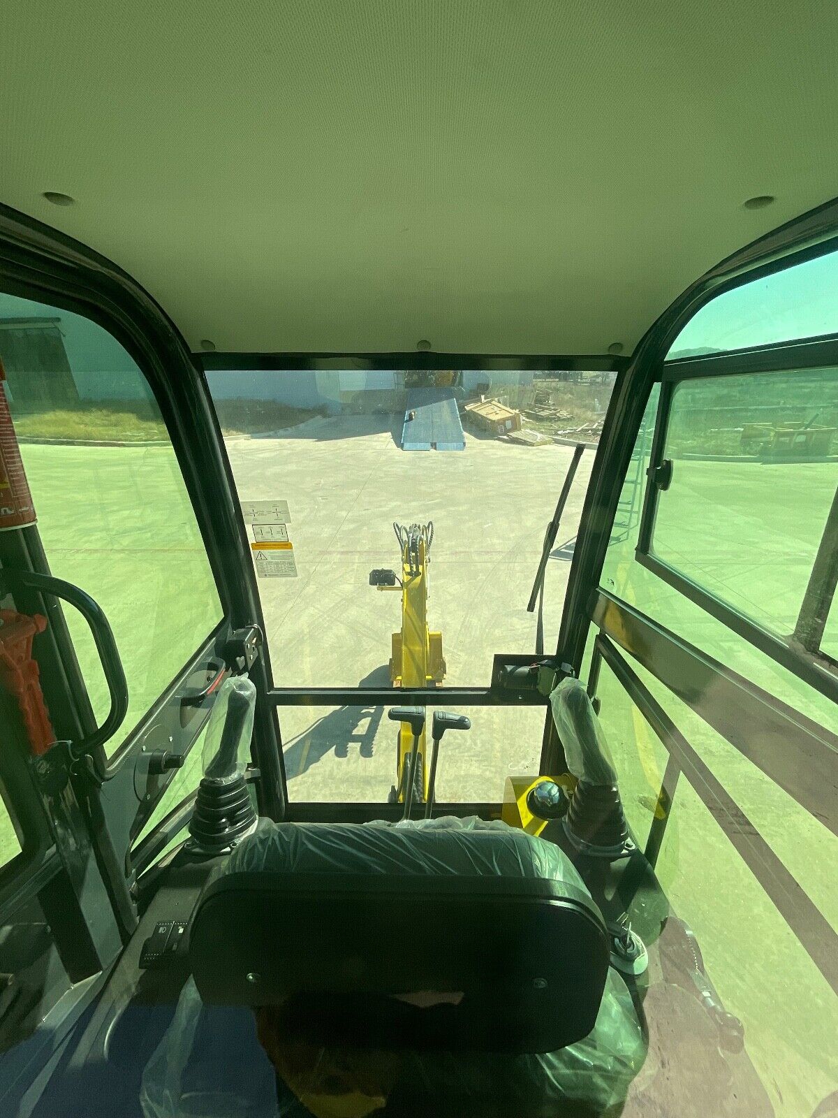 2 Ton New Mini Excavator Digger Tractor, EPA certified USA KUBOTA Diesel Engine