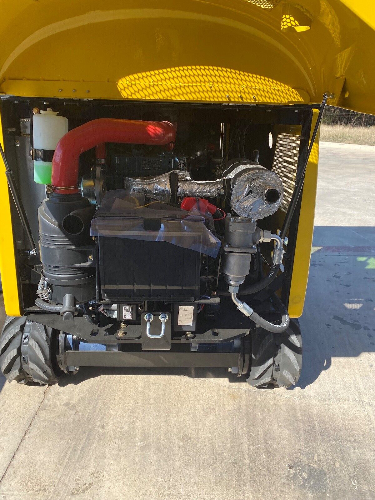 2 Ton New Mini Excavator Digger Tractor, EPA certified USA KUBOTA Diesel Engine