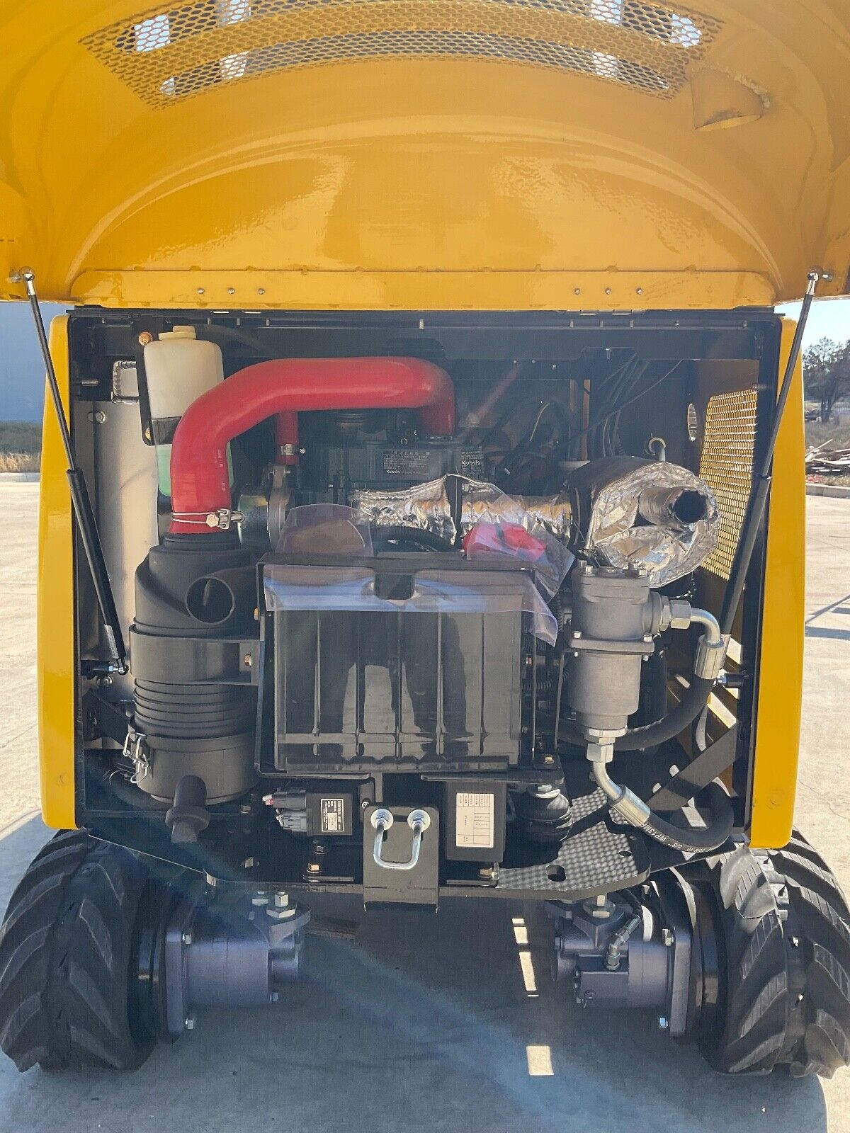 2023 KUBOTA Diesel, 2 TON Mini Excavator w/ Canopy, Swing Boom/Telescopic Track