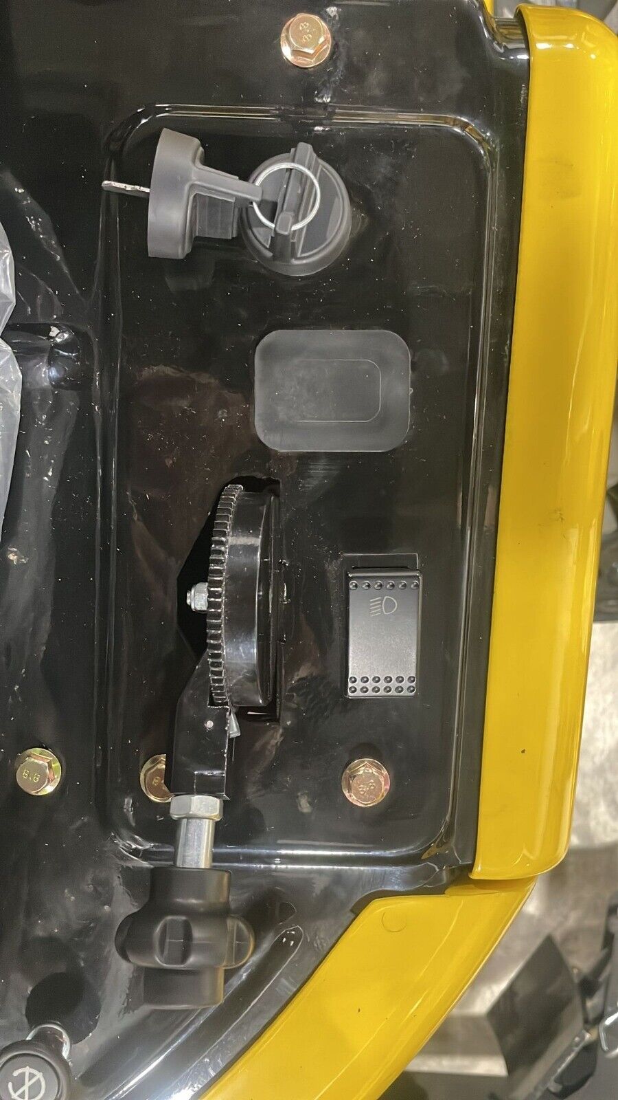 1 Ton Mini Excavator with Telescopic Track, Swing Boom  Thumb 13.4 HP